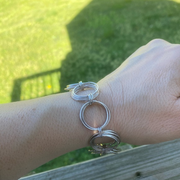 2 for $20 Multiple ring link fashion bracelet Silver tone - Picture 5 of 8